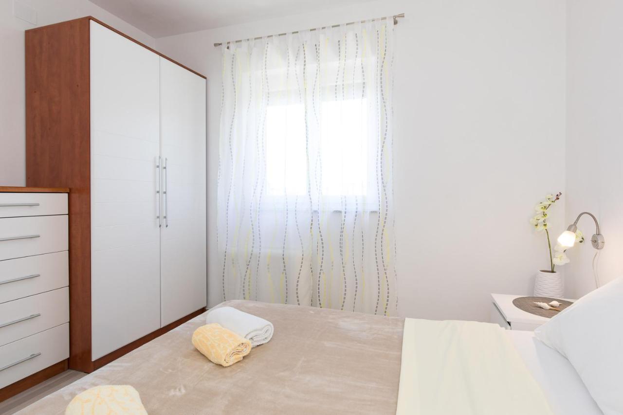 Apartmani Alma Punat Bagian luar foto